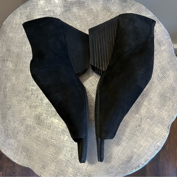 Eileen Fisher ~ Fig d’Orsay Black Leather Open Toe Shoes in size 9 - Picture 9 of 15